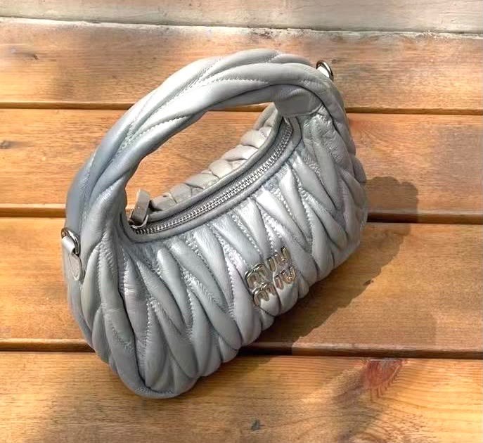 Miu Miu Medium photo 9