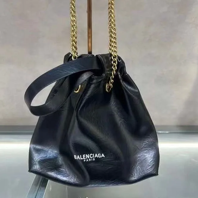 Balenciaga Crush Bucket Bag photo 1