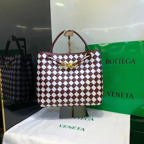 Bottega Veneta Handbag