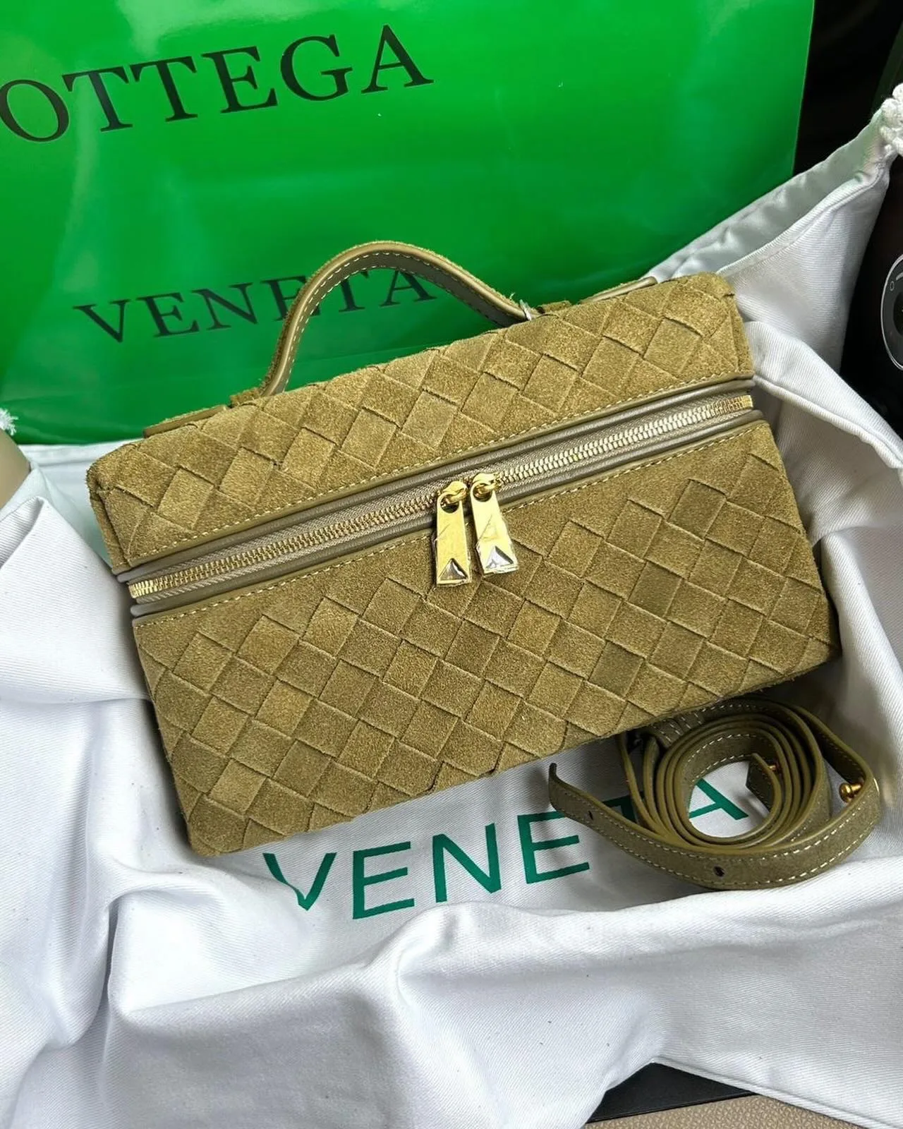 Bottega Veneta Crossbody Bag photo 6
