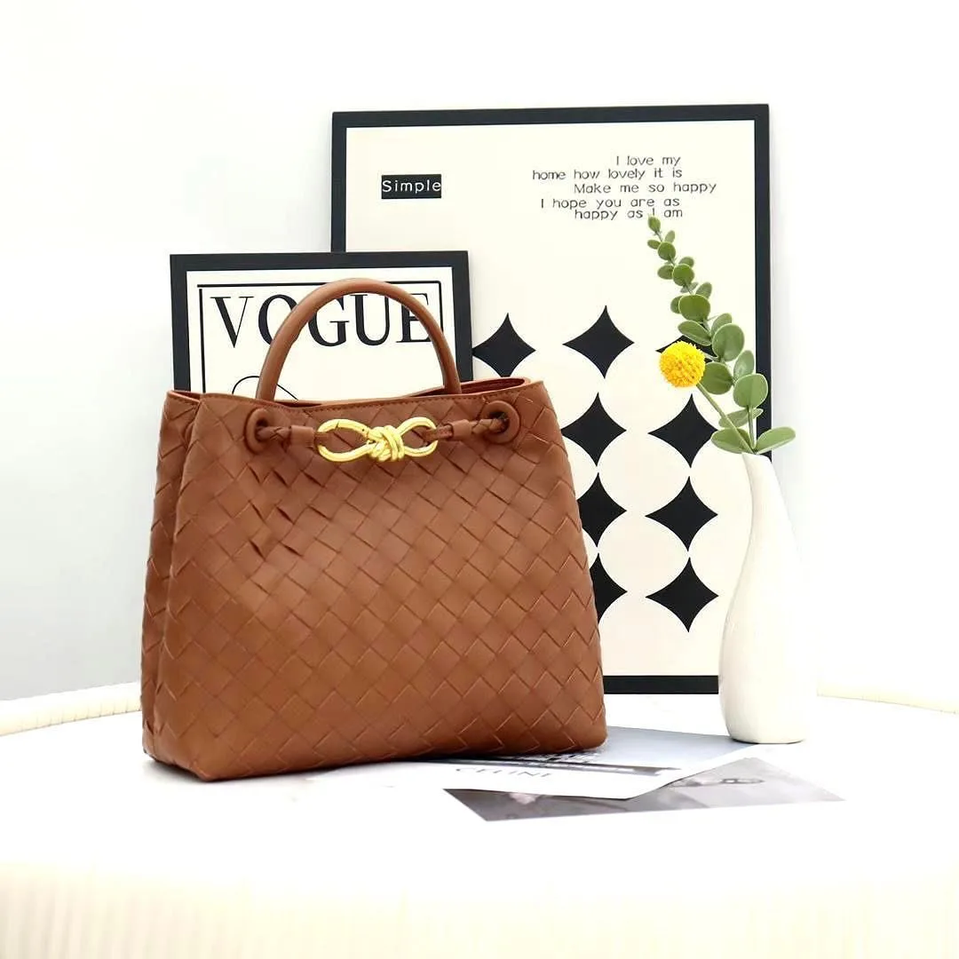 Bottega Veneta Andiamo photo 2
