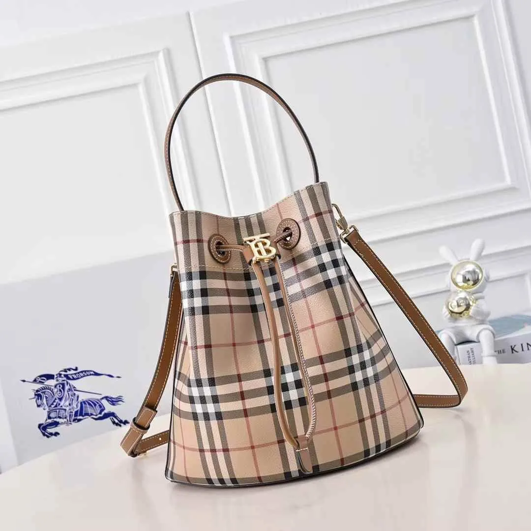 Burberry TB Bucket Bag photo 1