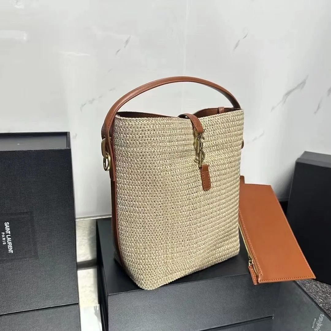 Celine raffia bucket bag photo 1