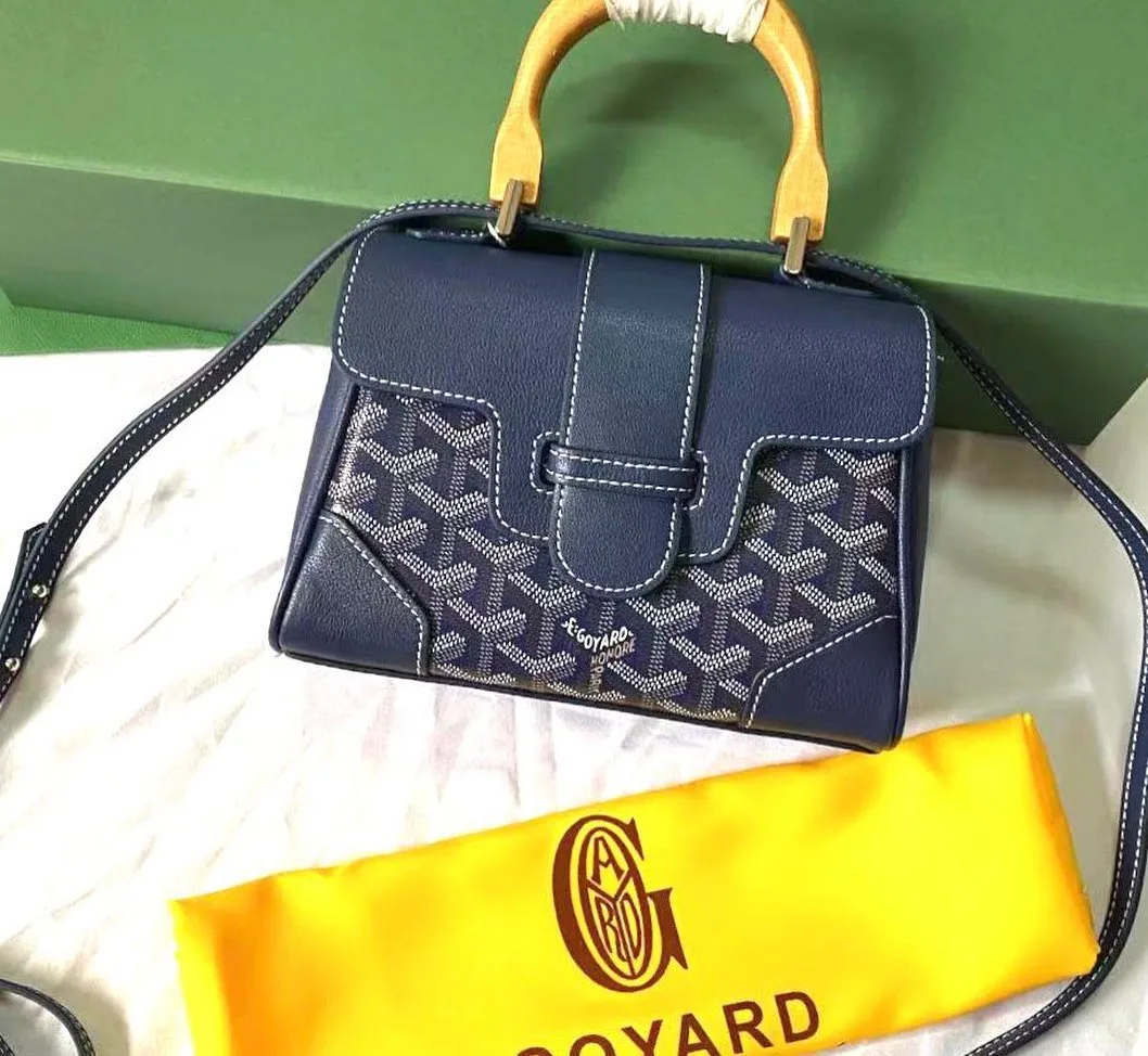 Goyard Crossbody Bag photo 1