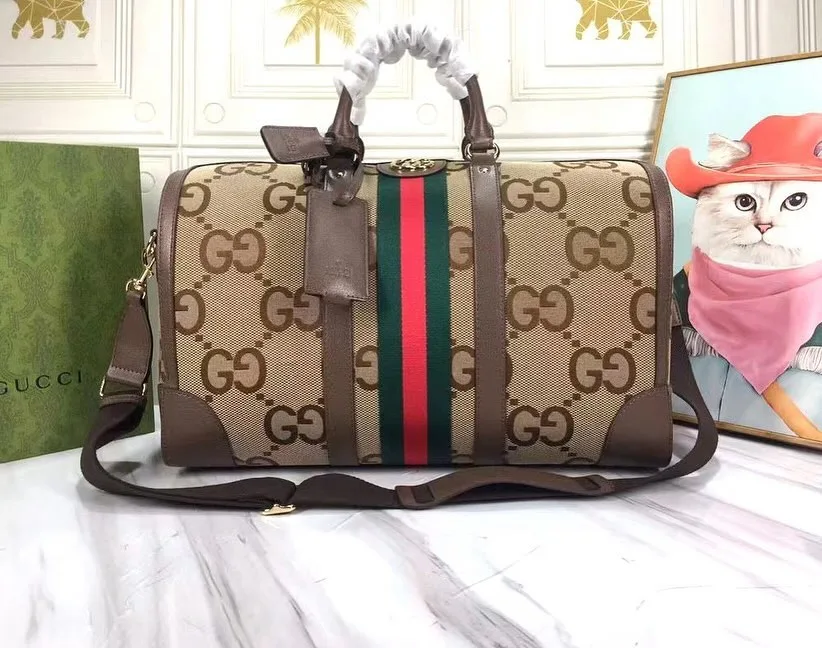 Gucci GG Supreme Duffle photo 1