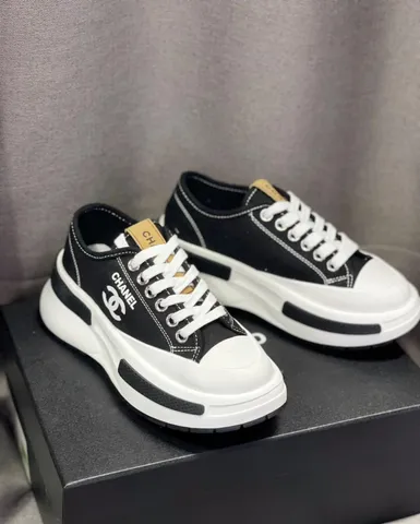 Chanel Sneaker