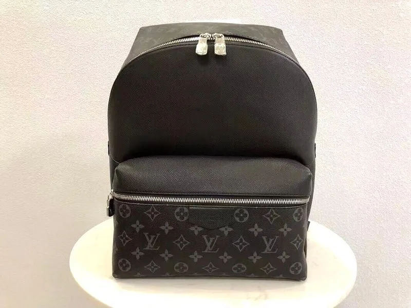Louis Vuitton Discovery Backpack photo 1