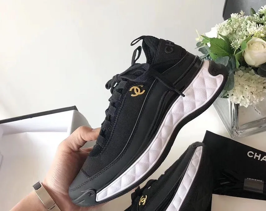 Chanel Sneaker photo 1
