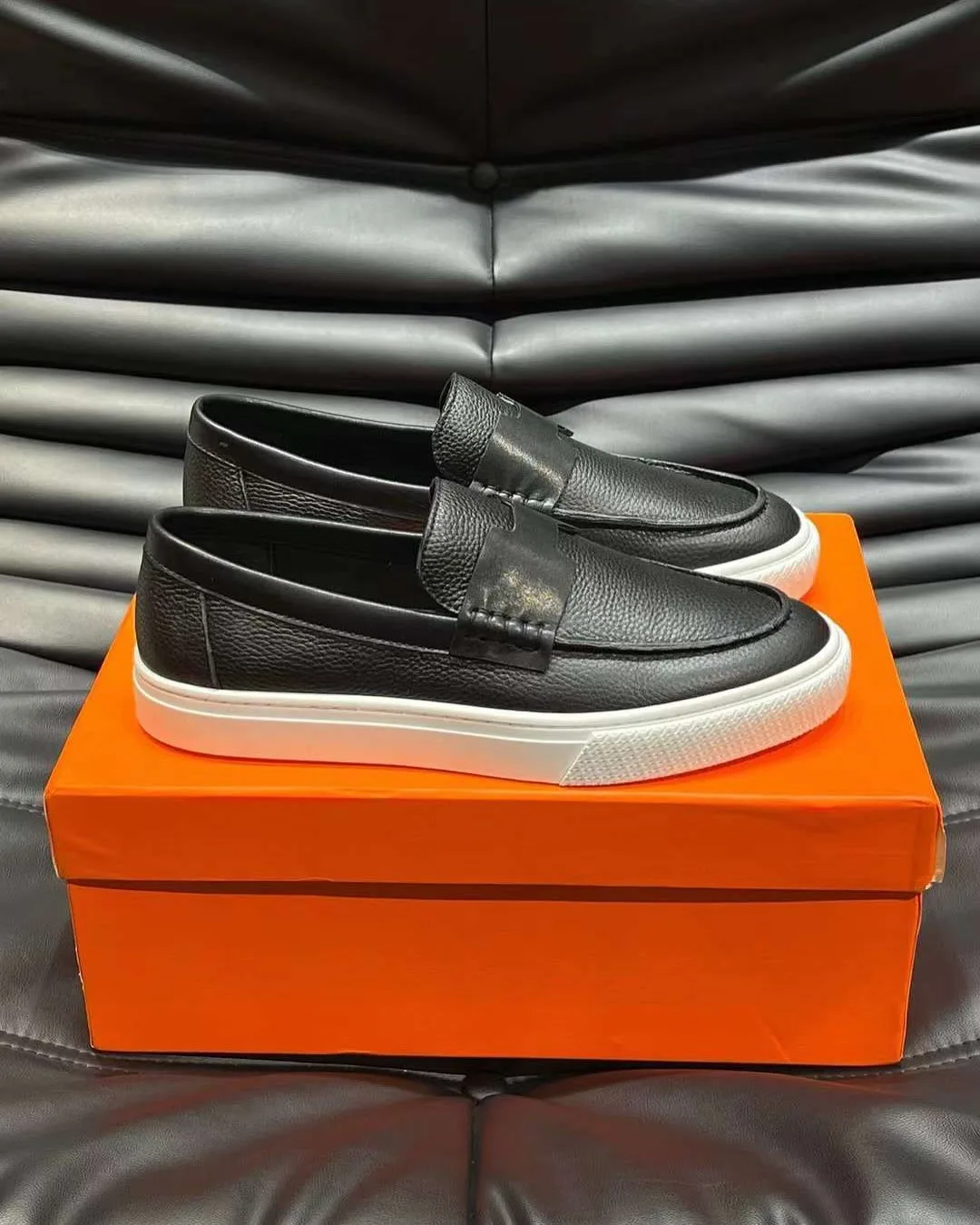 Hermès Slip-On Sneaker photo 14