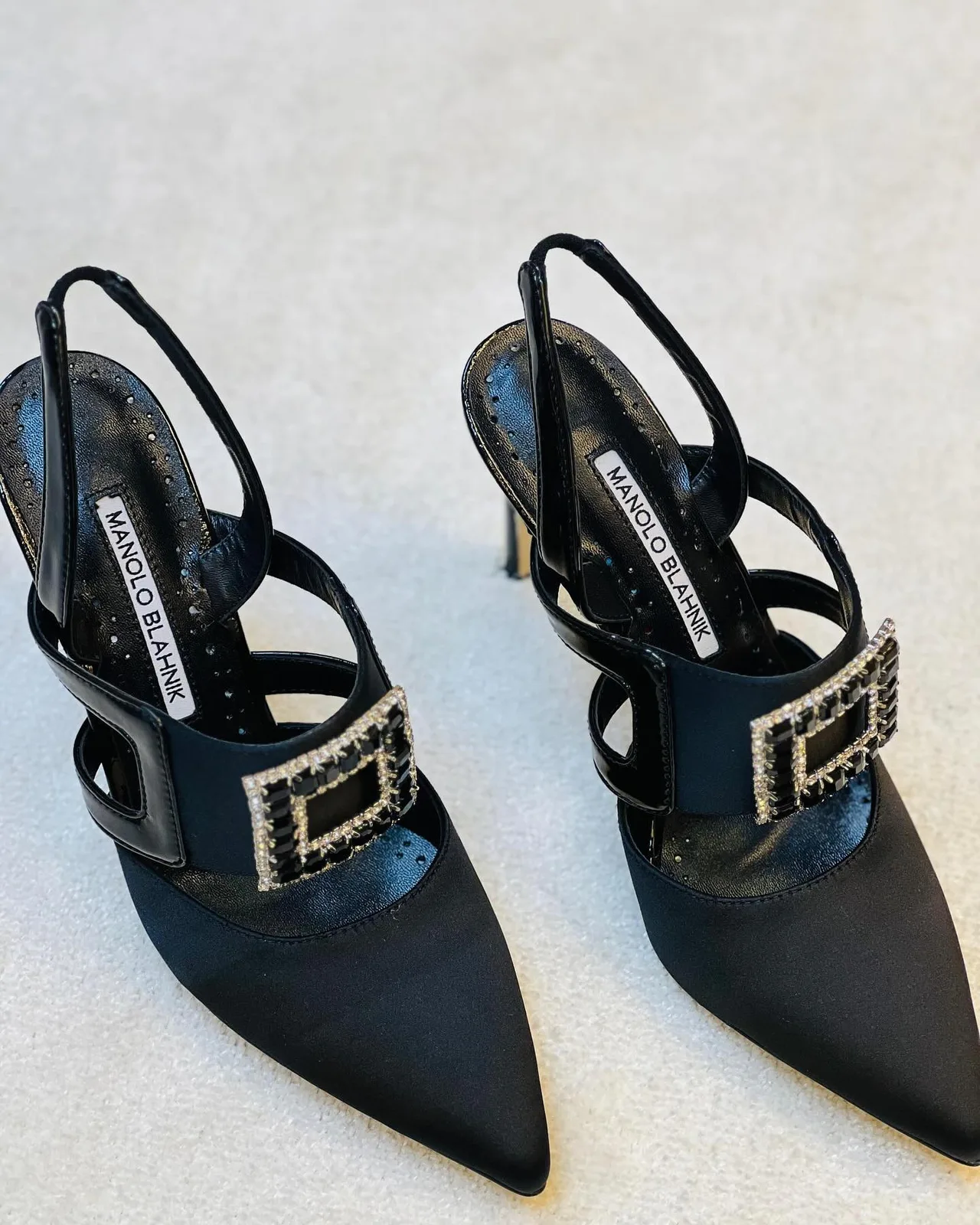 Manolo Blahnik Slingback Heel photo 1