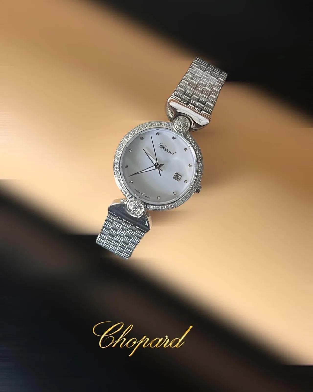 Chopard Round Diamond Watch photo 1